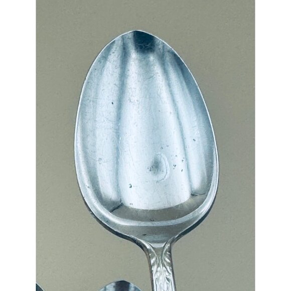 International Silver Rogers 1940 TREASURE Silverplate Place Oval Soup Spoons - Picture 4 of 10